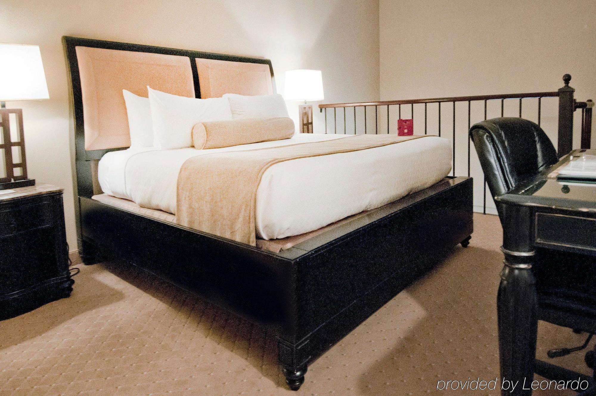Hotel Crowne Plaza Pensacola Grand Extérieur photo