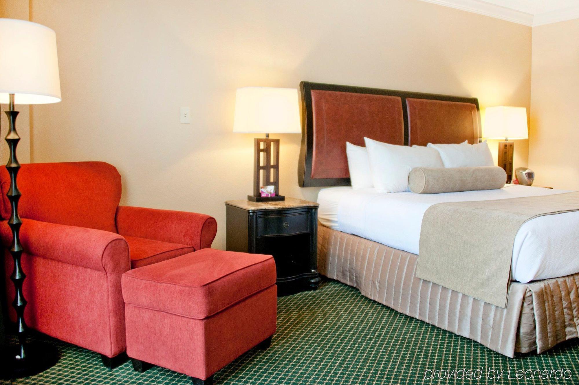 Hotel Crowne Plaza Pensacola Grand Extérieur photo